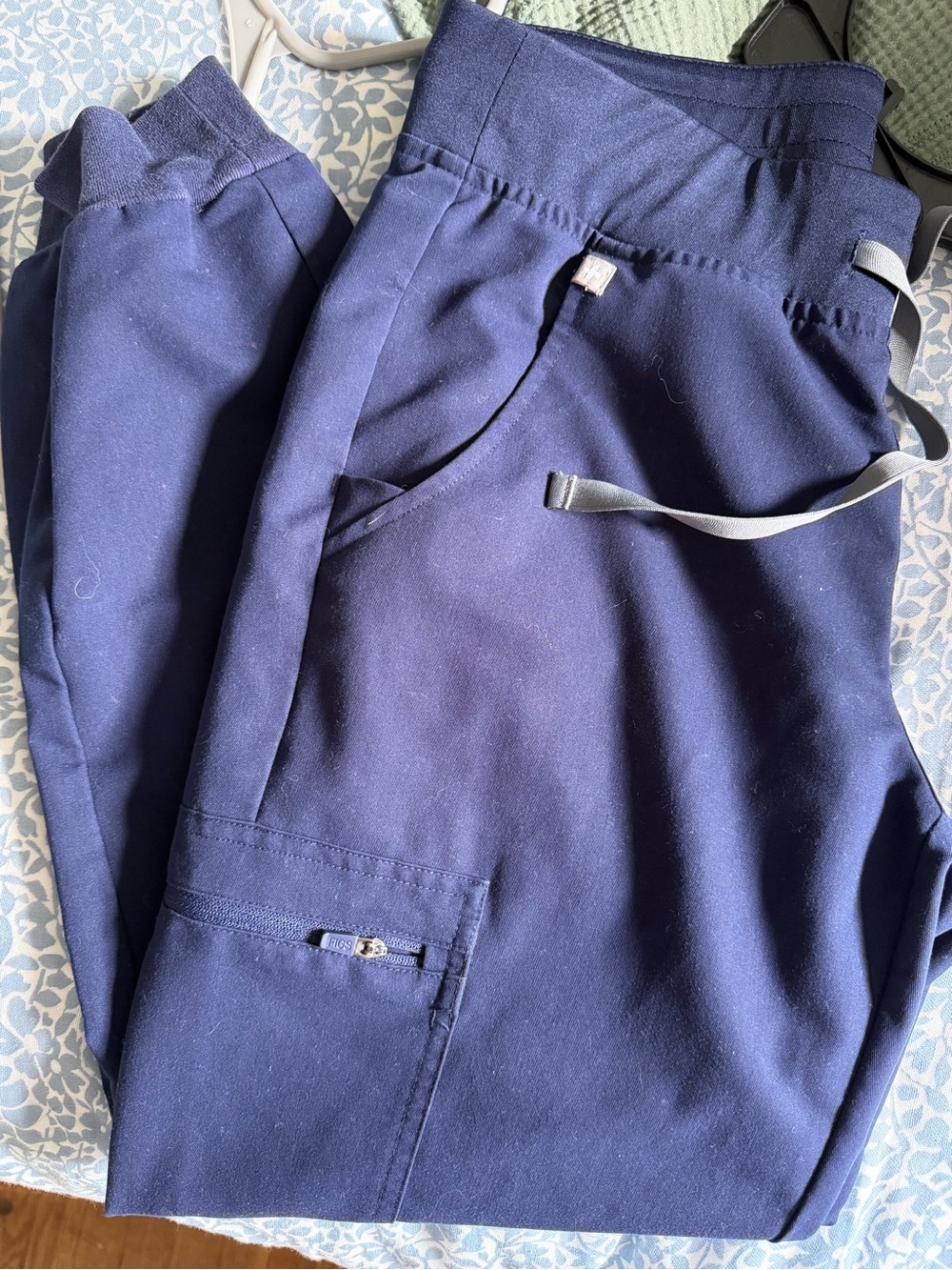 Figs Women’s Navy Drawstring Joggers with Utility Pockets